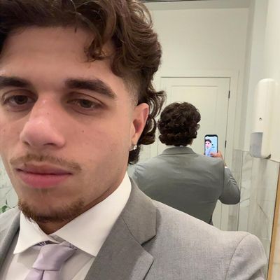 Miguel, 23