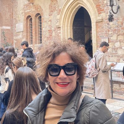 Laura, 60