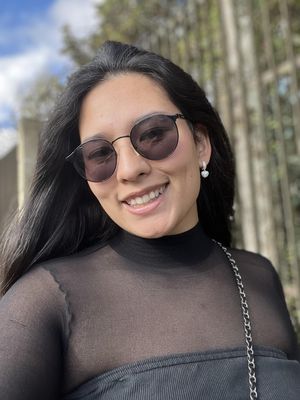 Mariana, 27