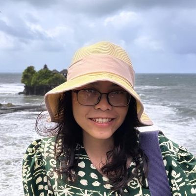 Paulina, 31