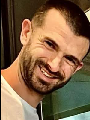 Ryan, 35