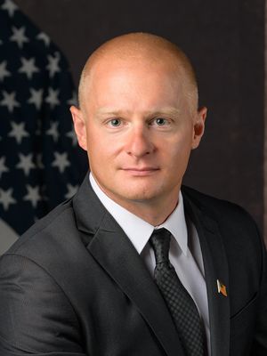 Billy, 37