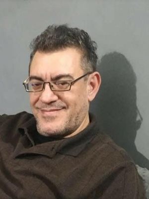 Julio, 47