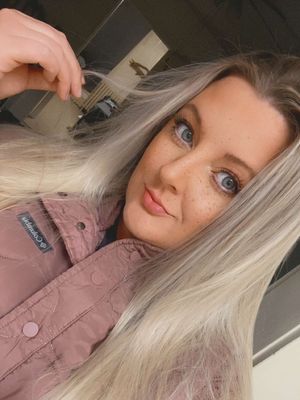 Amanda, 33
