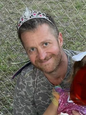 Ben, 40