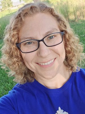 Emily, 36