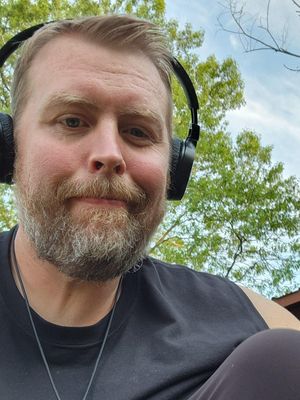 Dennis, 39