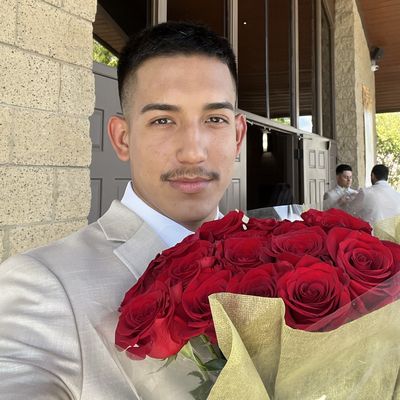 Juan, 24