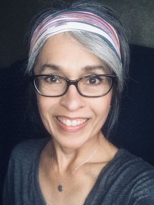 Claudia, 57