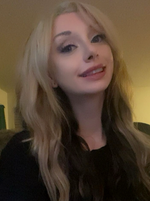 Cait, 35