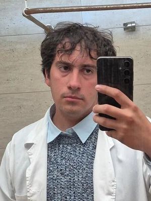 Roberto, 25