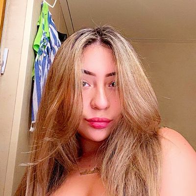 Madeline, 22
