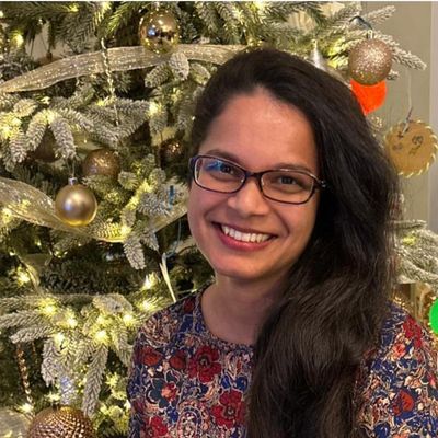 Anna, 33