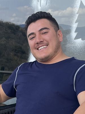 Antonio, 30