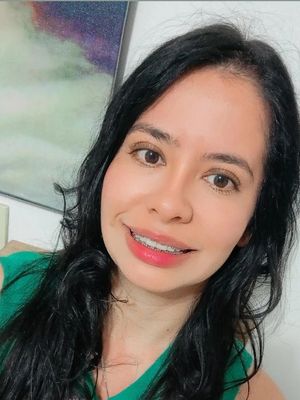 Lina, 34