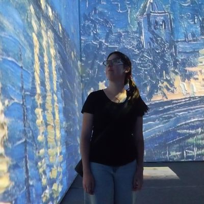 Agustina, 32