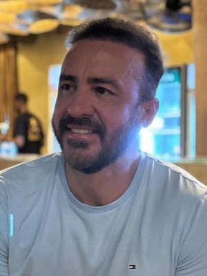 Adalberto, 44