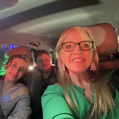 Karen, 52