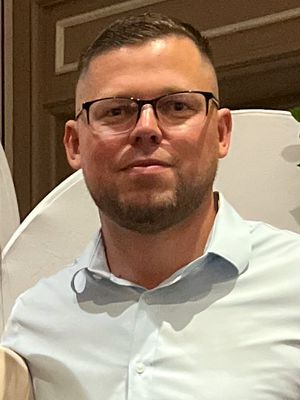Tomasz, 34