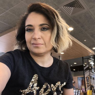 Cynthia, 53