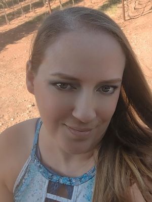 Trish, 37