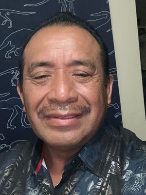 Carlos, 53