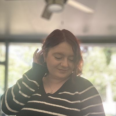 Aislinn, 22