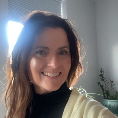 Cynthia, 53