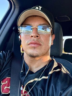 Henry, 33