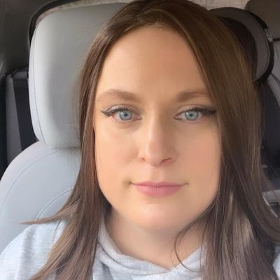 Holly, 35