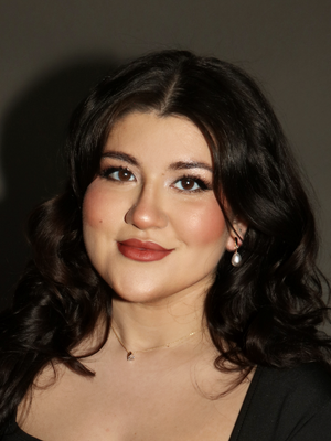 Pamela, 29