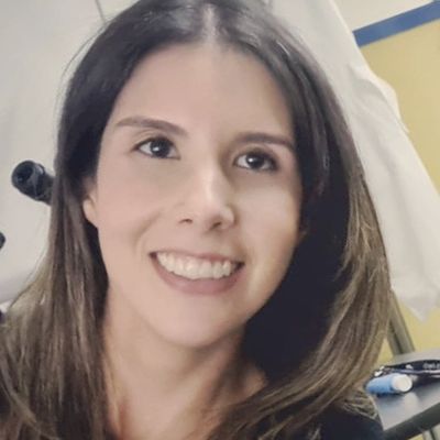 Ximena, 40