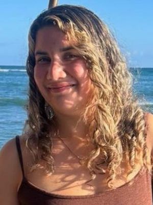 Tracie, 51