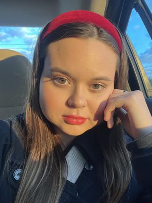 Saylor, 24