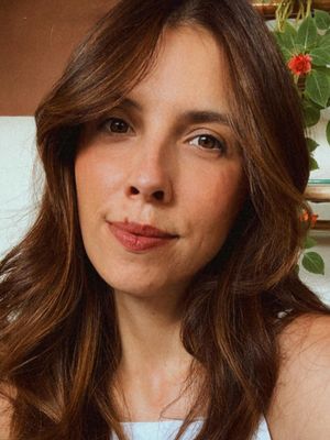Janine, 33