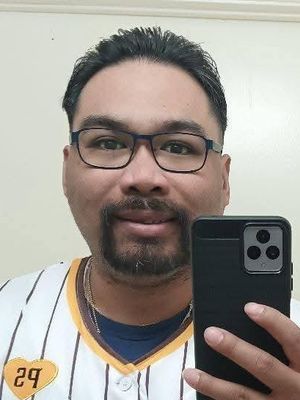 Chris, 37