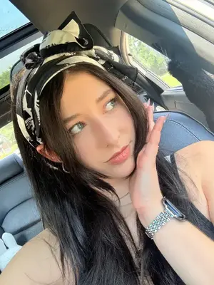 Renee, 19