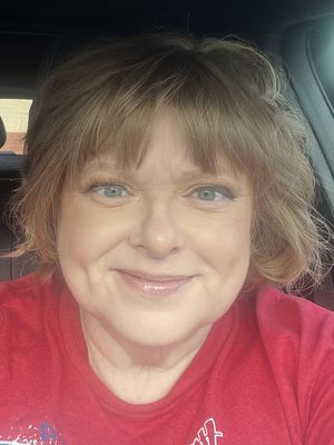 Hollie, 50