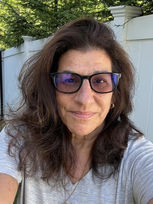 Cindy, 66