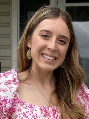 Amanda, 21