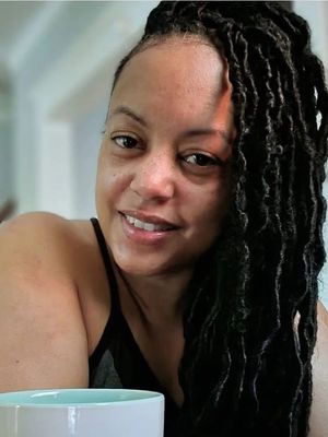 Anna, 45