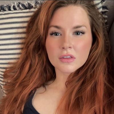 Caitlin, 40