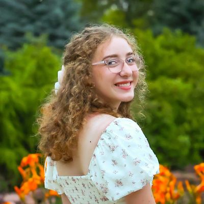 Alisha, 19