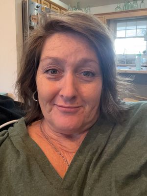 Laura, 54