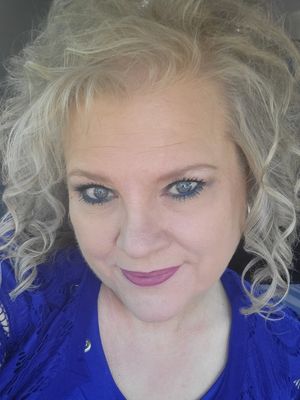 Suzanne, 63