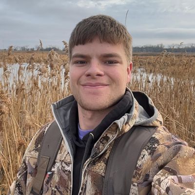 Thomas, 22
