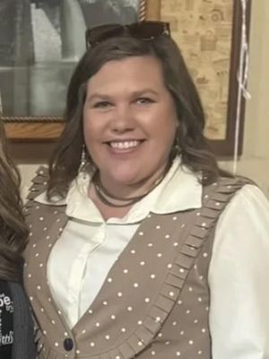 Brandi, 37