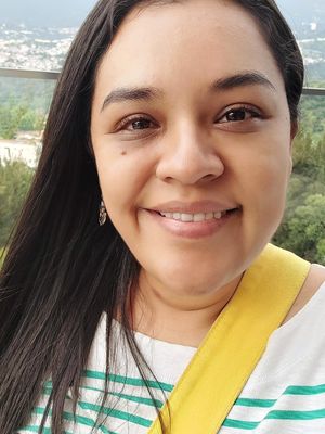 Bea, 44
