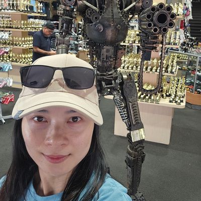 Kim, 35