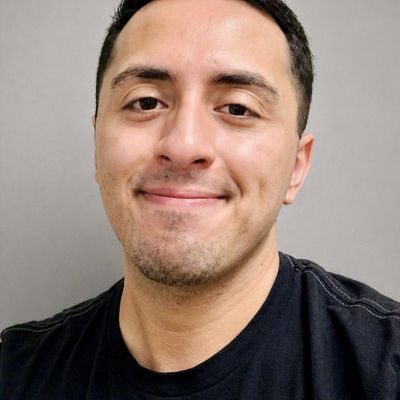 Vic, 34